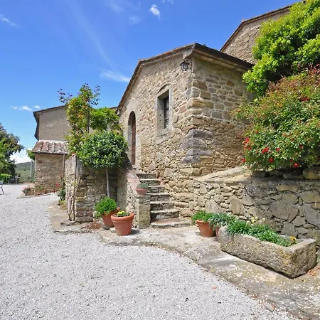 Sleeps 4 T241257 *